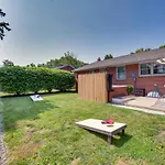 Marietta Home With Private Hot Tub, Pool Table!